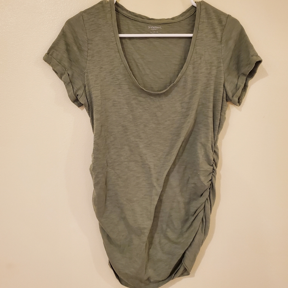 Motherhood Maternity green tee - size M